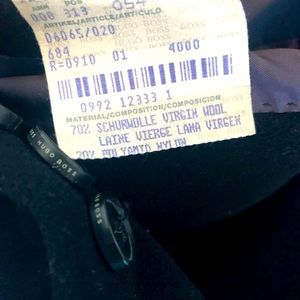 Hugo boss coat 70%wool